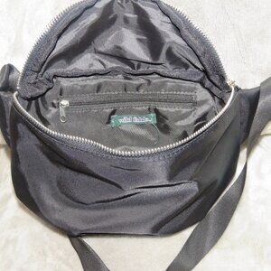 Wild Fable Black 1/2 Moon Shape Zip Top Adjustable Fanny Pack Belt Shoulder Bag